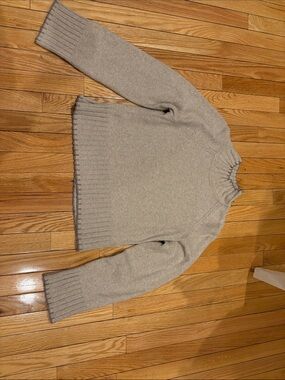 GAP women’s Turtleneck Sweater in Light Beige
